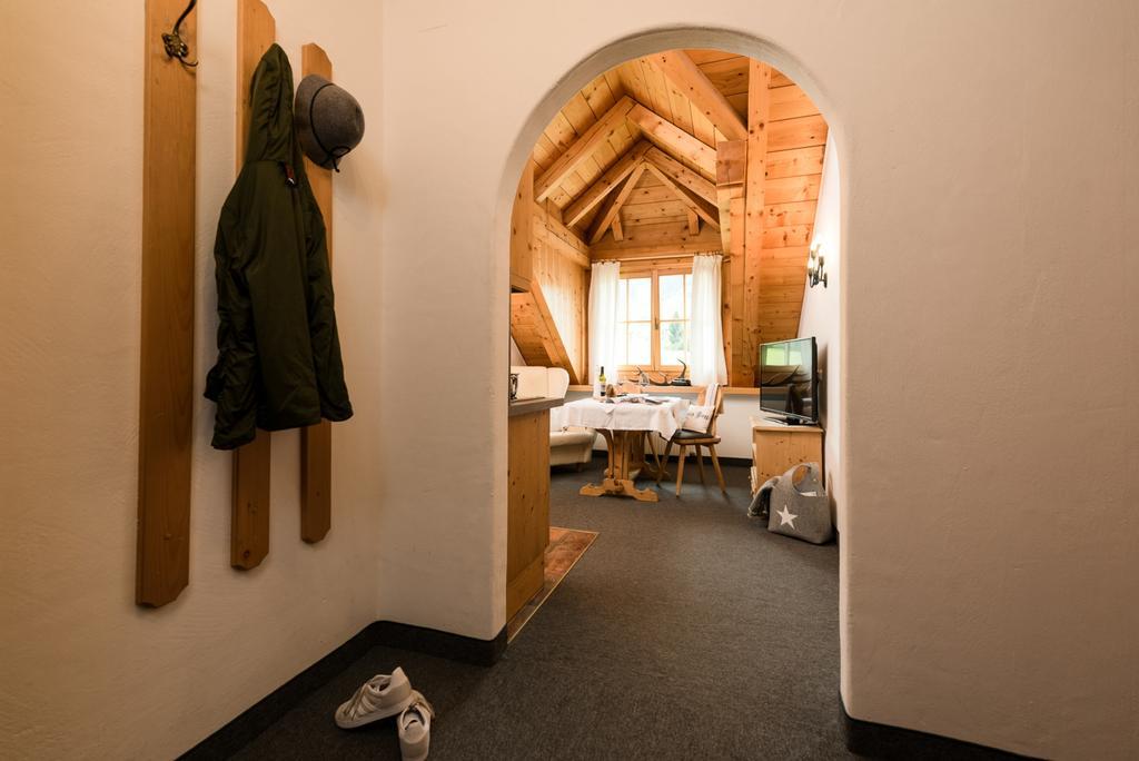 Ansitz Wirtsgut - Familienappartements In Den Bergen 莱奥冈 外观 照片